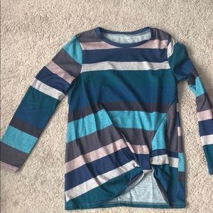 Long sleeve knot tee